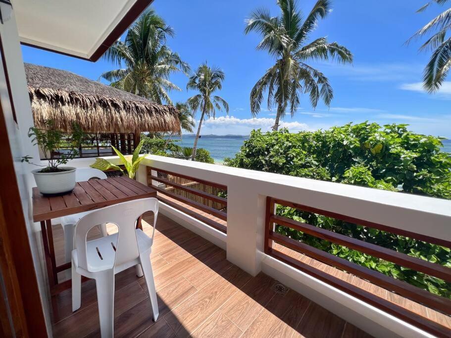 Beachfront Casa Del Mar Siargao - 2Br Apartment General Luna  Exterior photo